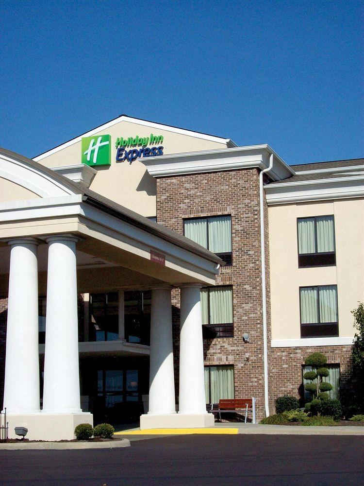 Holiday Inn Express & Suites - Sharon-Hermitage By Ihg West Middlesex Exterior foto